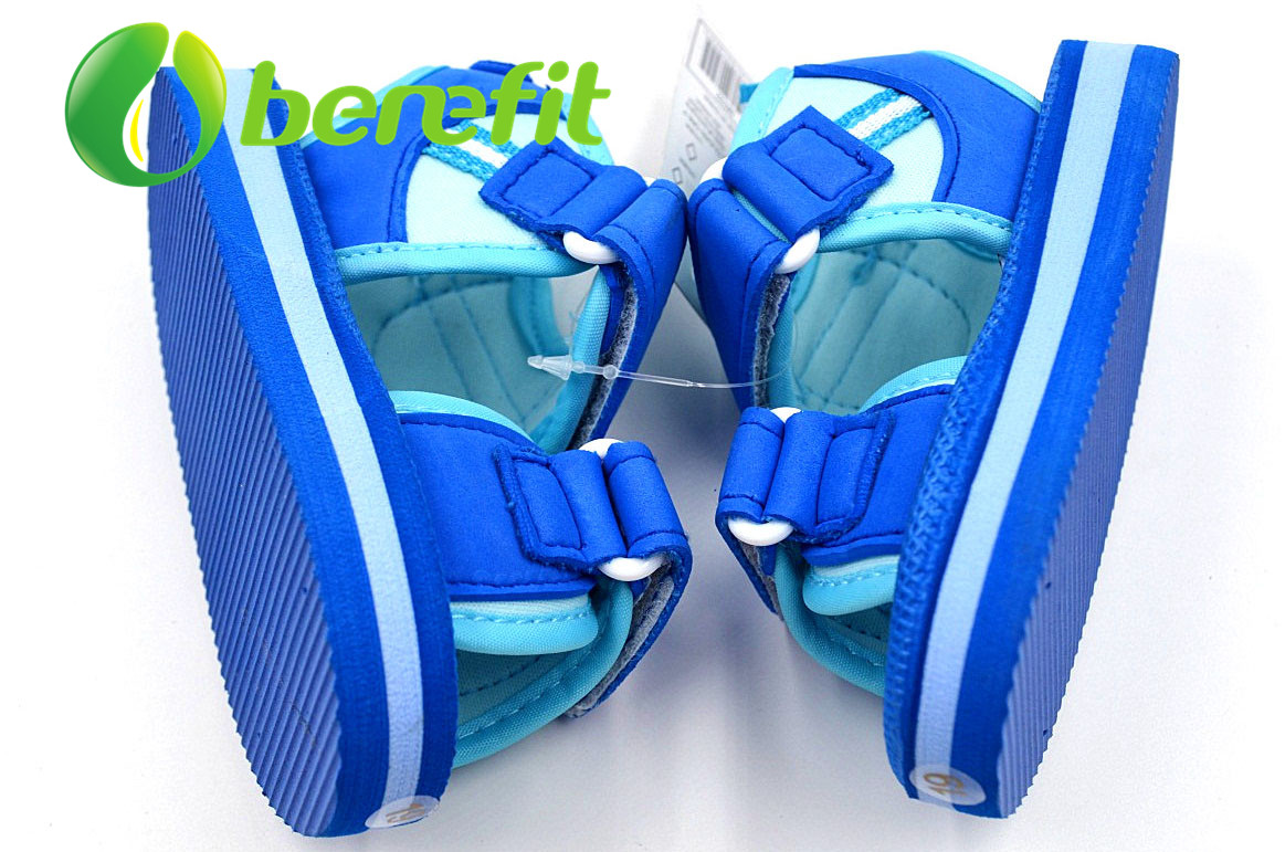 Kids Beach Sandals And Sandals for Children in Platform EVA Sole And EVA Velcro Upper